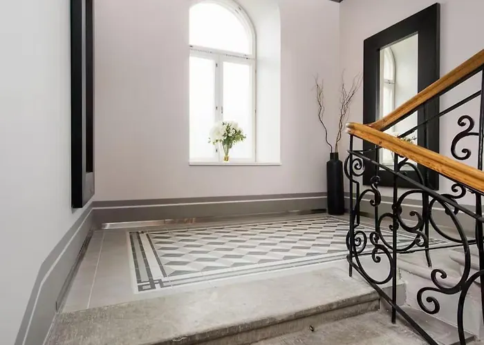 Modern Old Town View Apartment